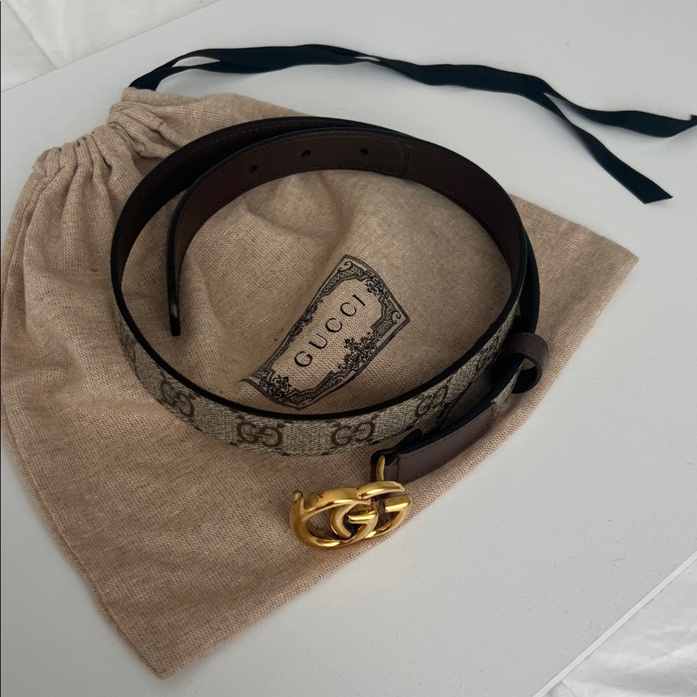 Small Gucci belt, only worn a handful of times! - Picture 3 of 8